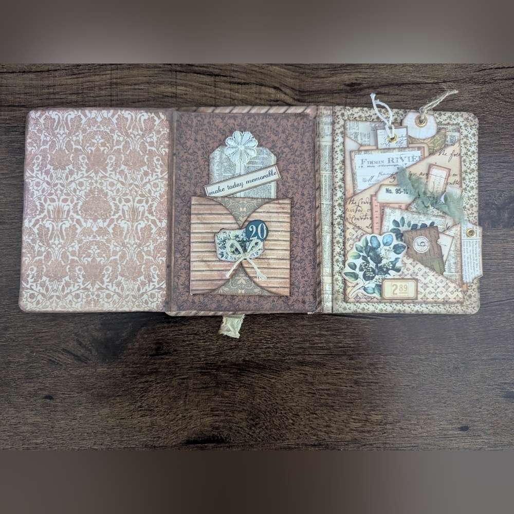 🌻Floral Rustic Junk Journal- Handmade- Recycled Materials- Birds/ Nature- Cream - Picture 7 of 11